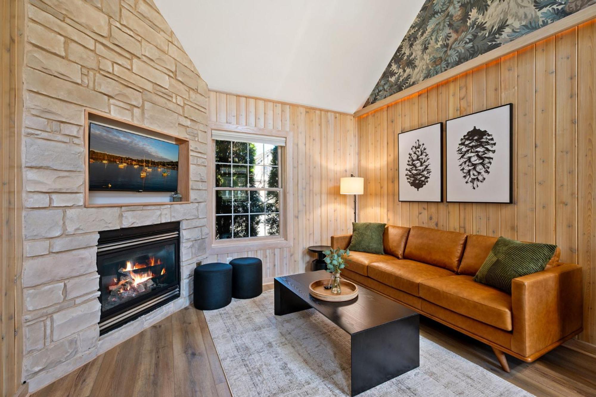 Spruce & Shore Motel Fish Creek Buitenkant foto